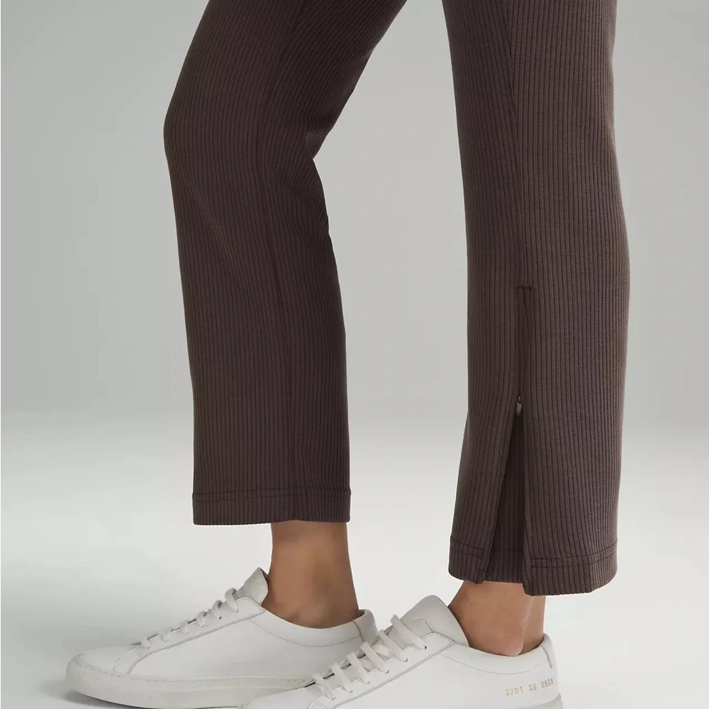 Lululemon Ribbed Softstreme Zip-Leg High-Rise Cropped Pant 25" Espresso size 14 - Picture 5 of 11